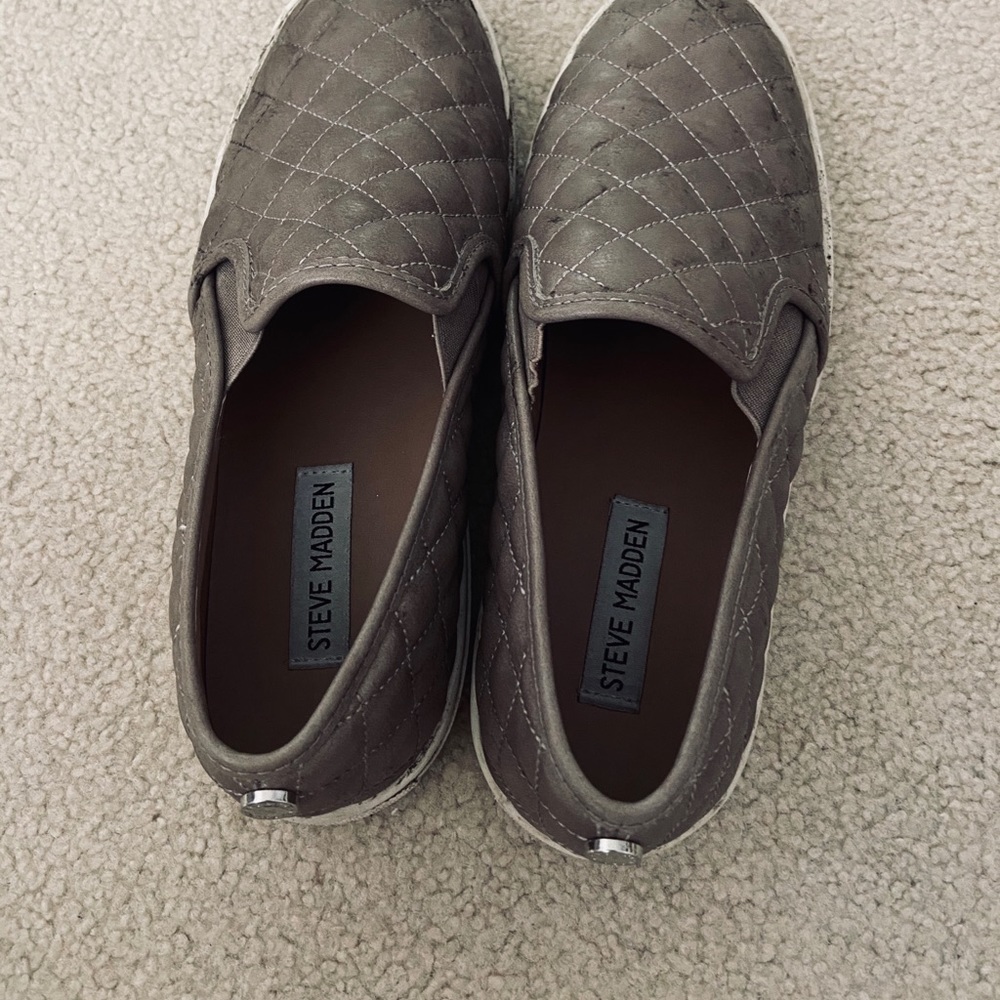 STEVE MADDEN ECENTRCQ